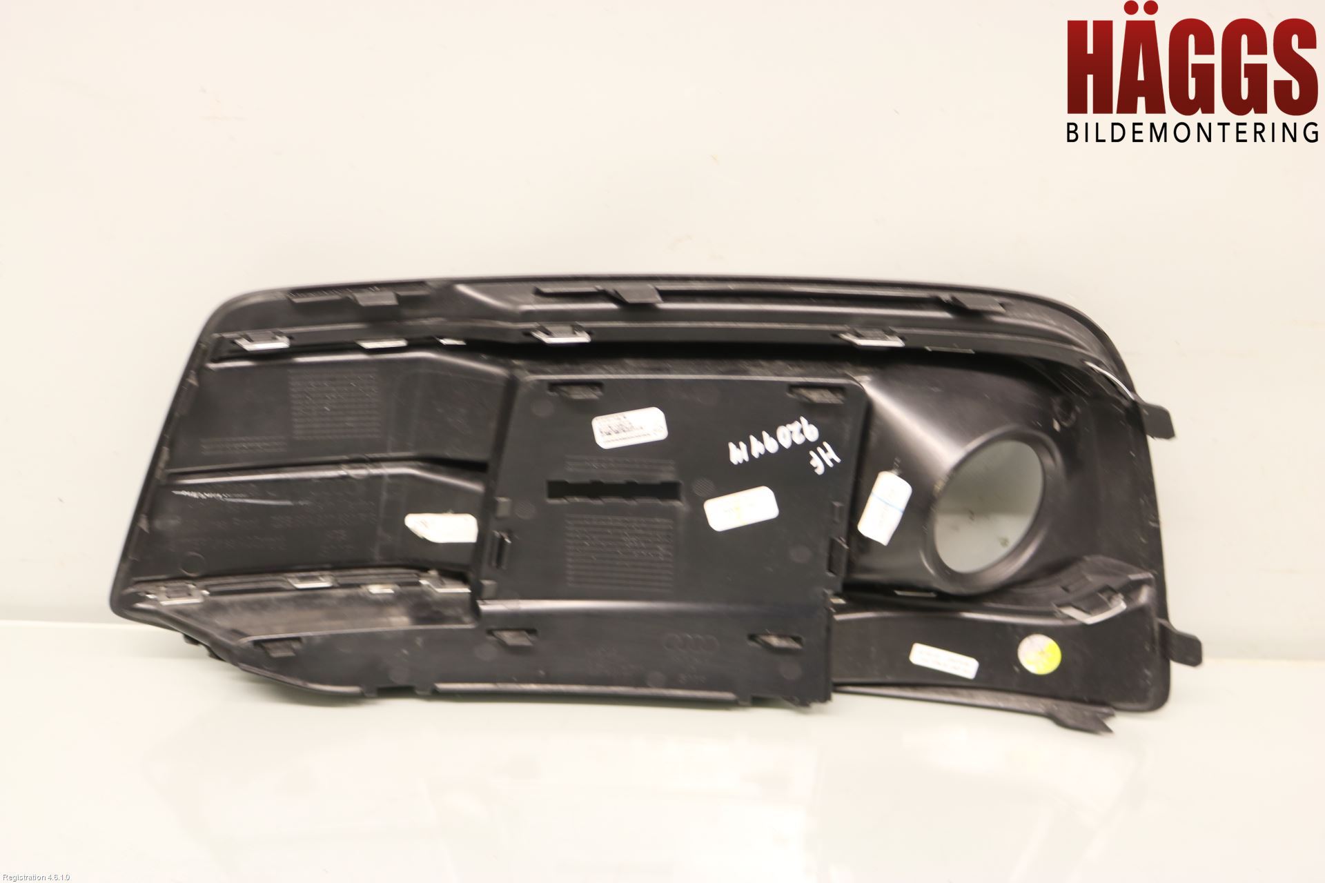 Audi Q5/SQ5 17- Dimljussarg Fram