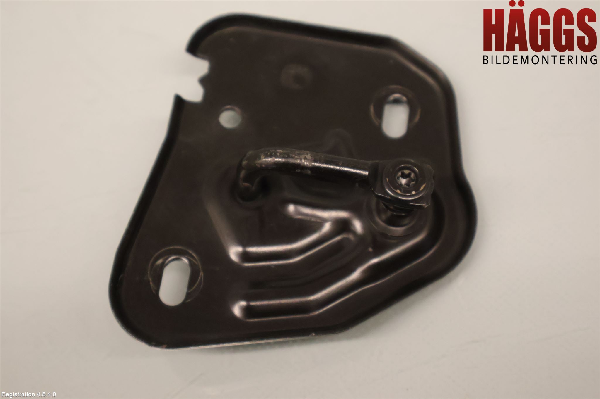 Audi Q3 8U 12-18 Huvlås