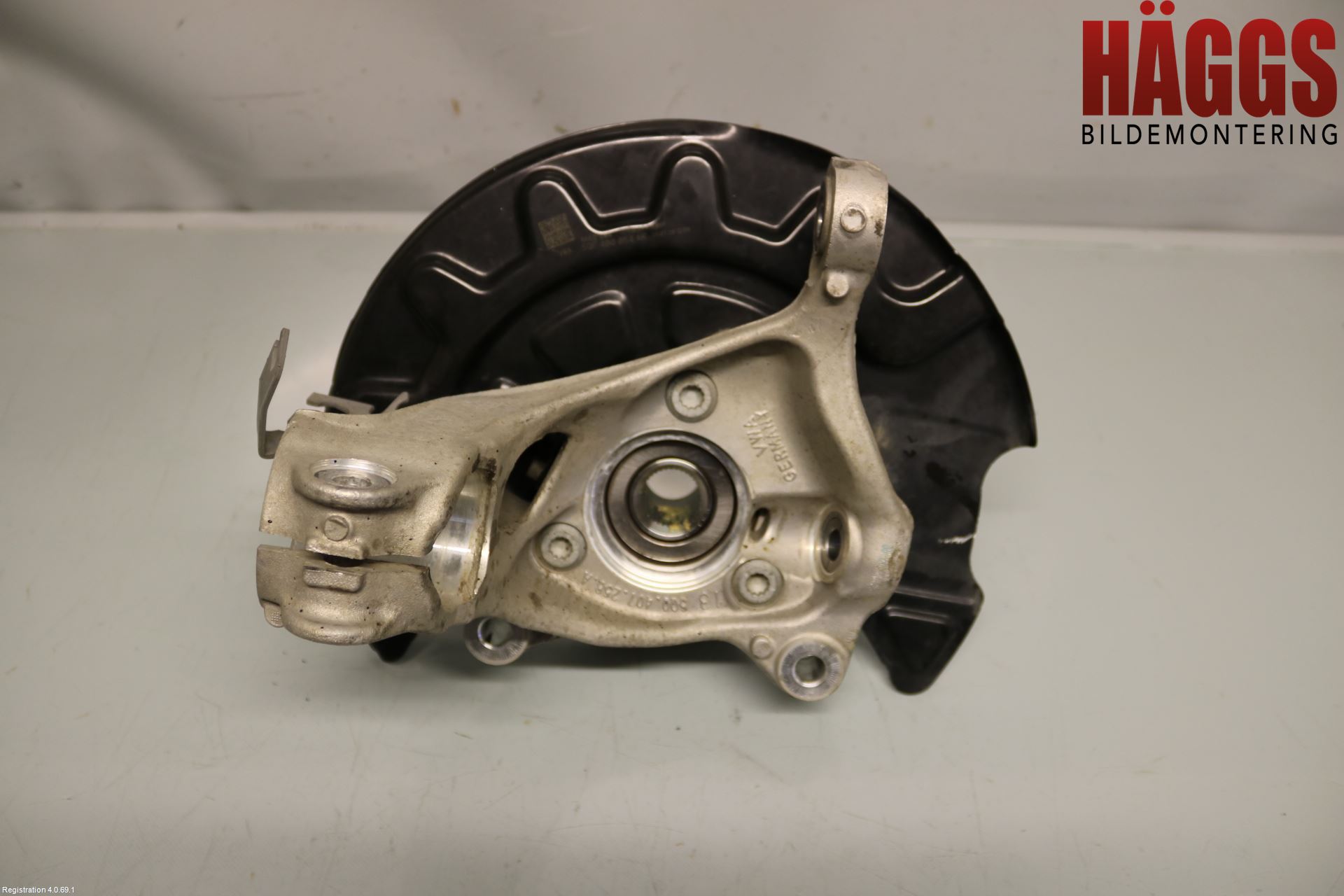 Volkswagen VW TIGUAN 16-24 Styrspindel Lagerhus Hö