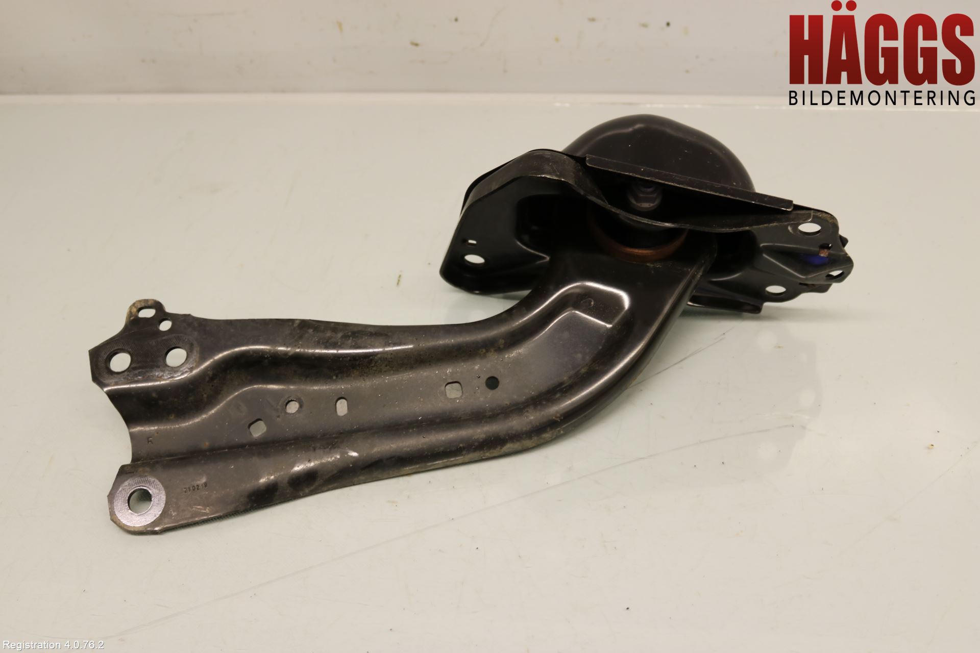 Toyota C-HR 16-23 Bärarm Bak Höger