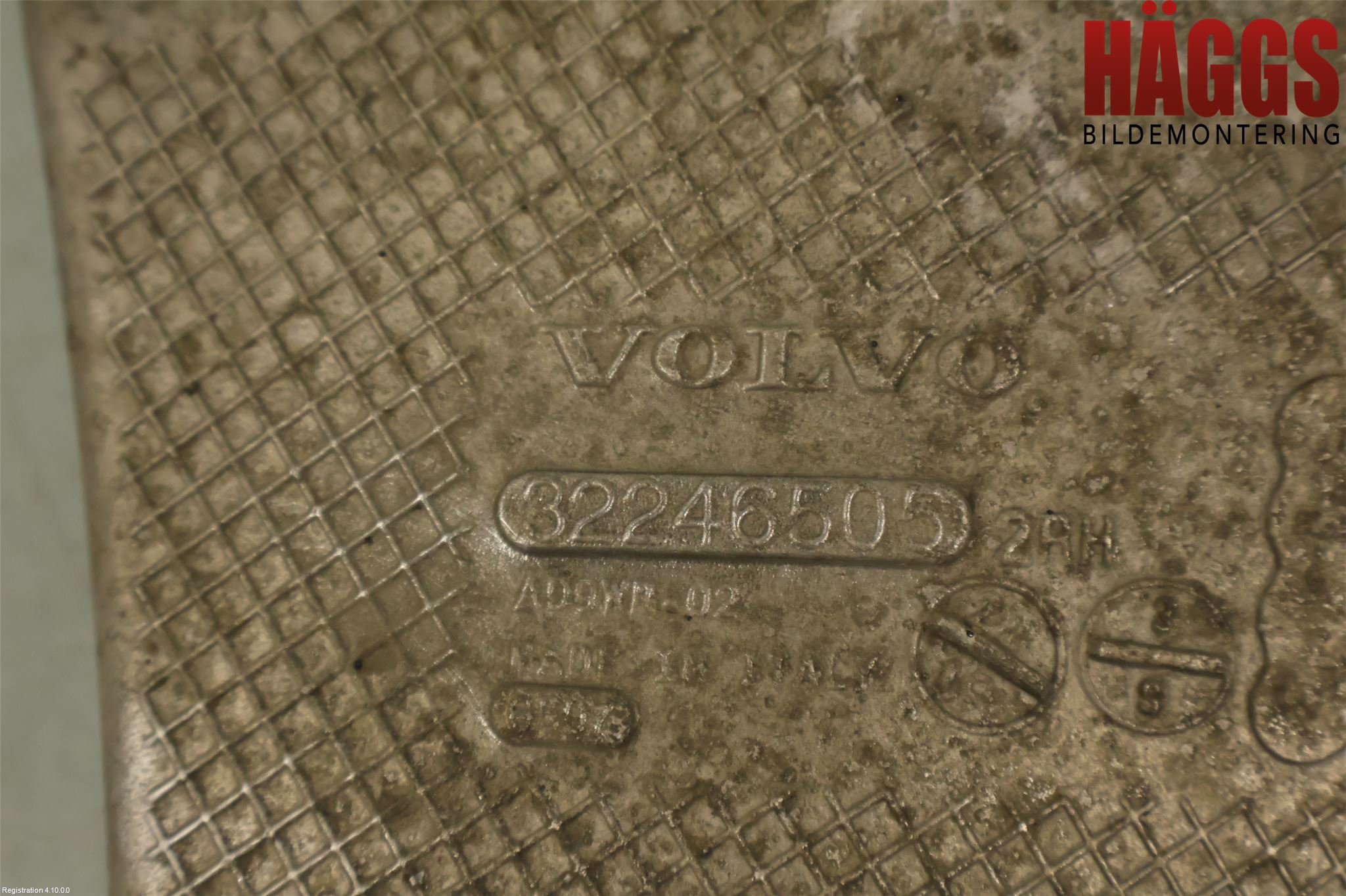 Volvo V60 19- Bärarm Bak Höger