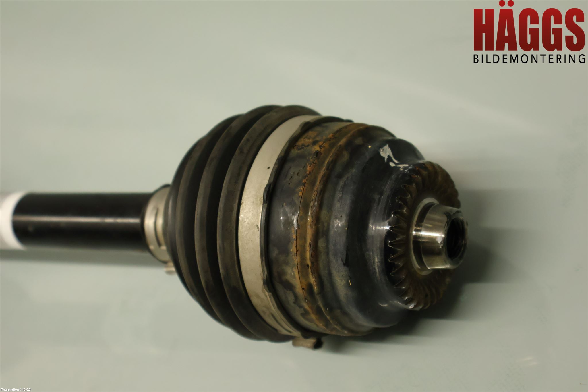 Mini COOPER CLUBMAN F54 16- Drivaxel Fram Höger