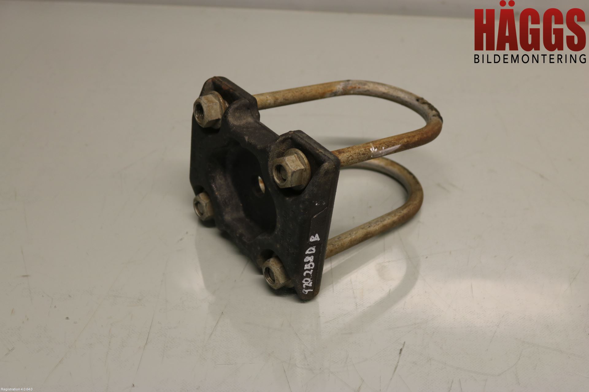 Volkswagen VW AMAROK 2H 10-22 Bladfjäderhänke Bak
