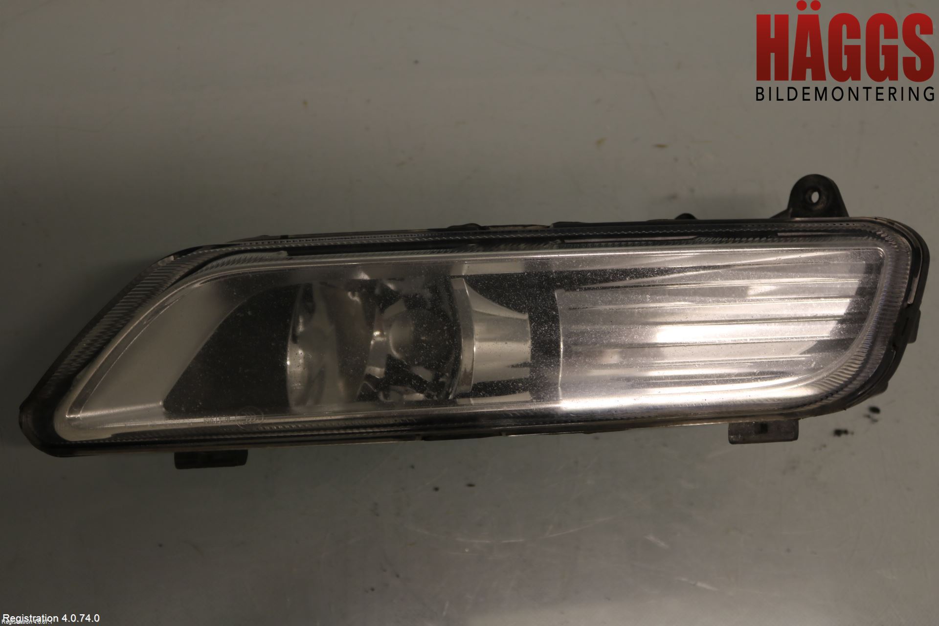 Volkswagen VW PASSAT 11-14 Dimljus-Varselljus Fram