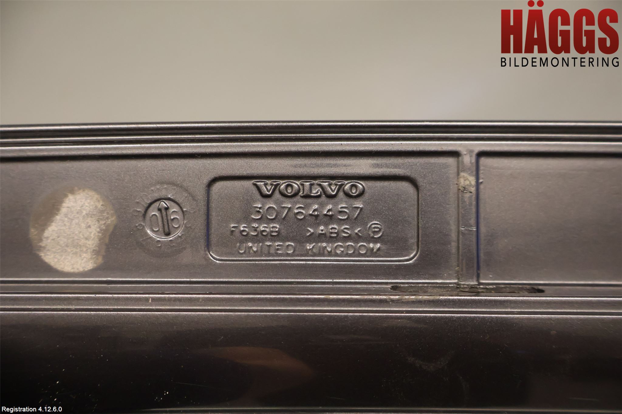 Volvo XC70 05-07 Spoiler Baklucka