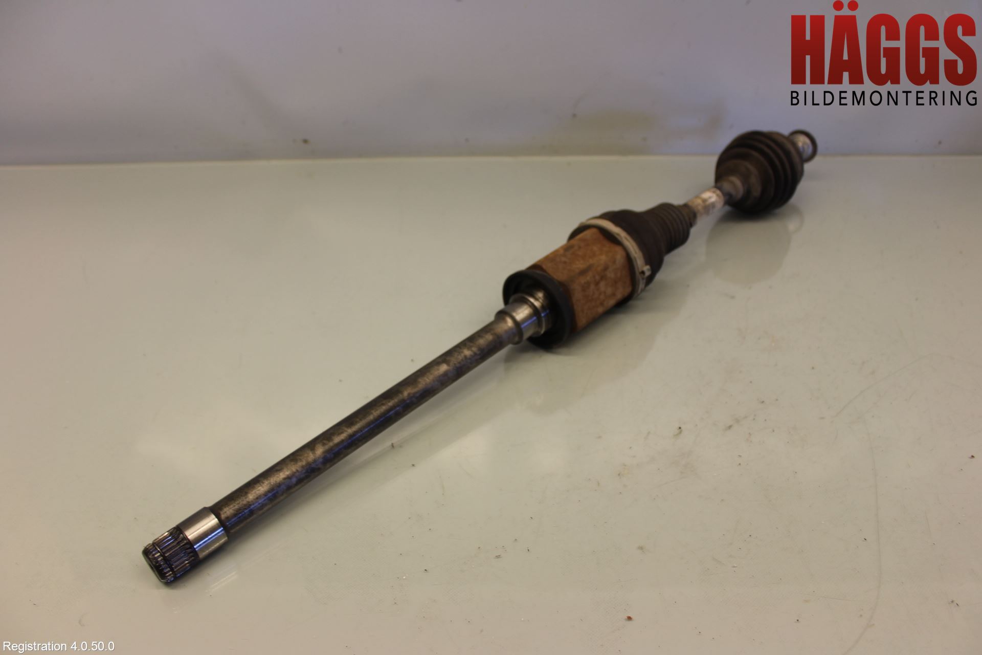 BMW X1 E84 10-15 Drivaxel Fram Höger