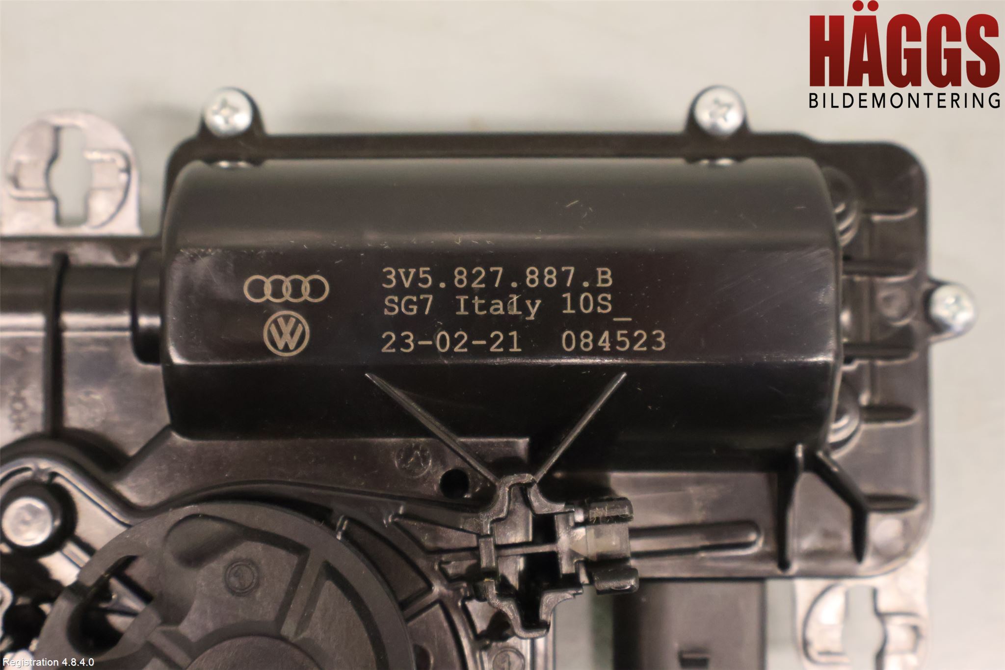 Audi Q5/SQ5 17- Bakluckeöppnare Automatisk