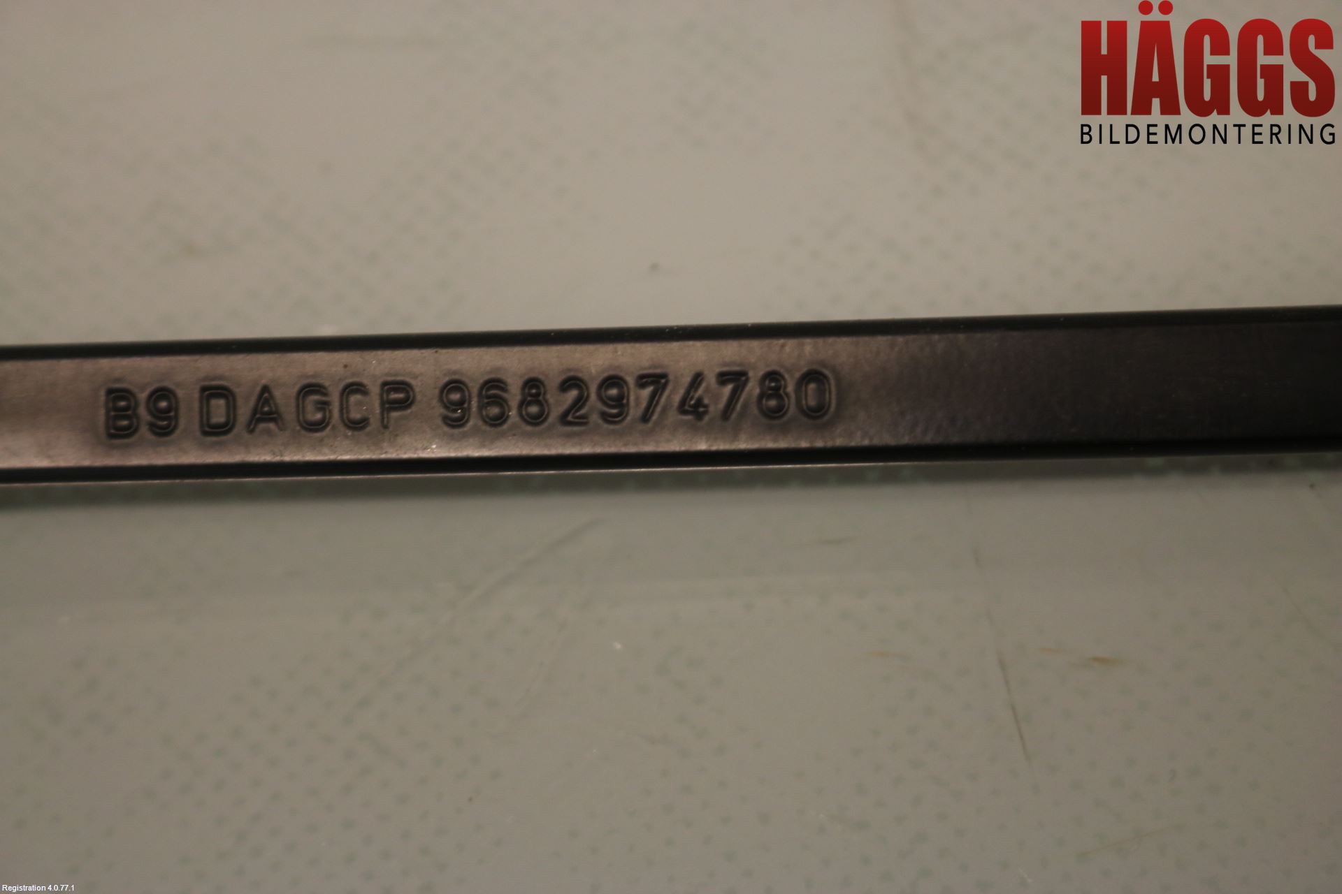 Peugeot PARTNER 16-18 Torkararm Armar Vindruta