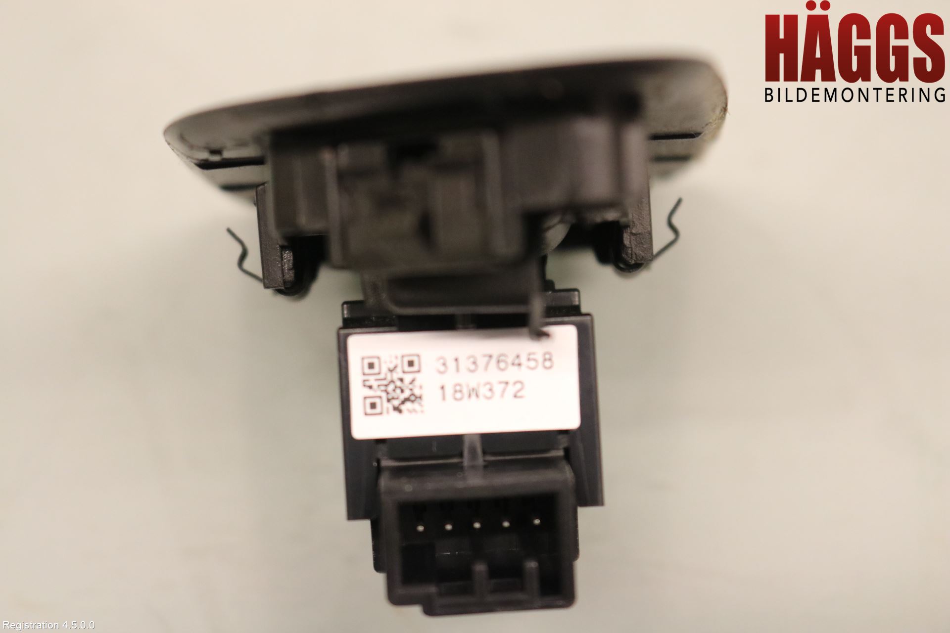 Volvo V90 17->> Strömställare Elhiss