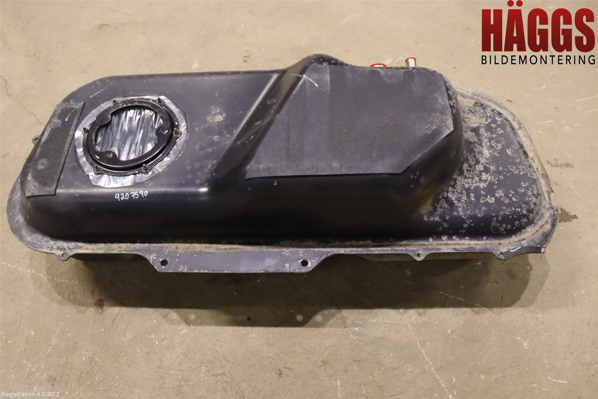 Mitsubishi OUTLANDER 13-21 Bränsletank