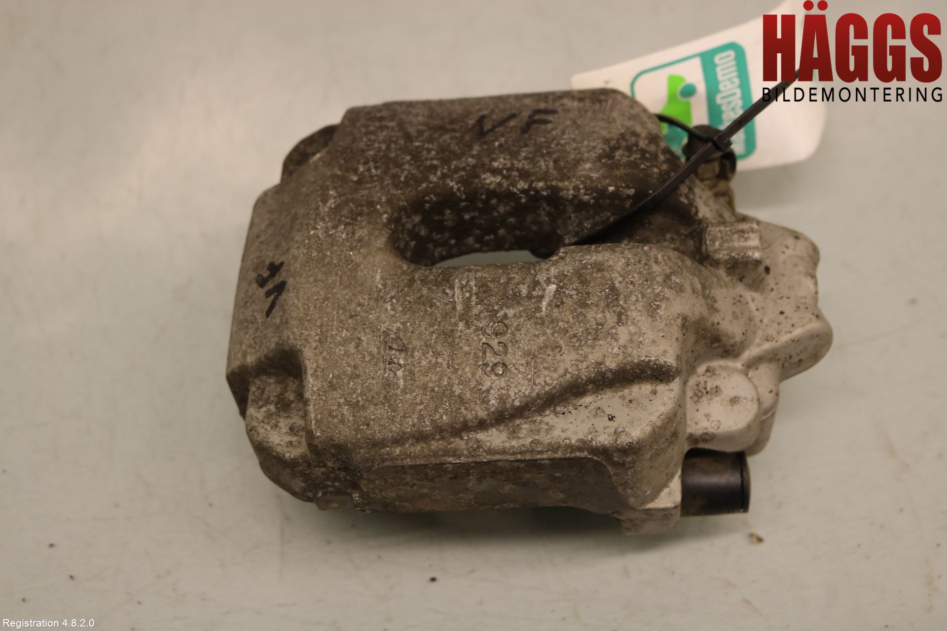 BMW 5 F10/F11/F18 09-17 Bromsok Fram Vänster