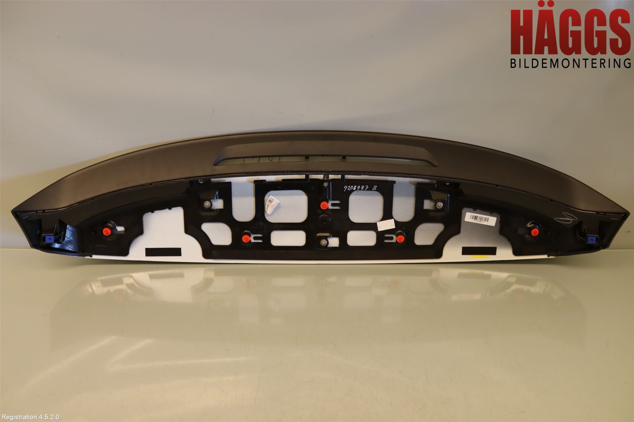 Volkswagen VW T-ROC 18- Spoiler Baklucka