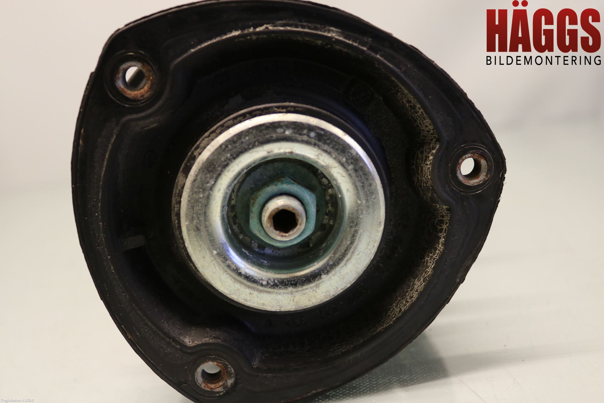 Volkswagen VW TOURAN 16- Fjäderben Fram Vänster