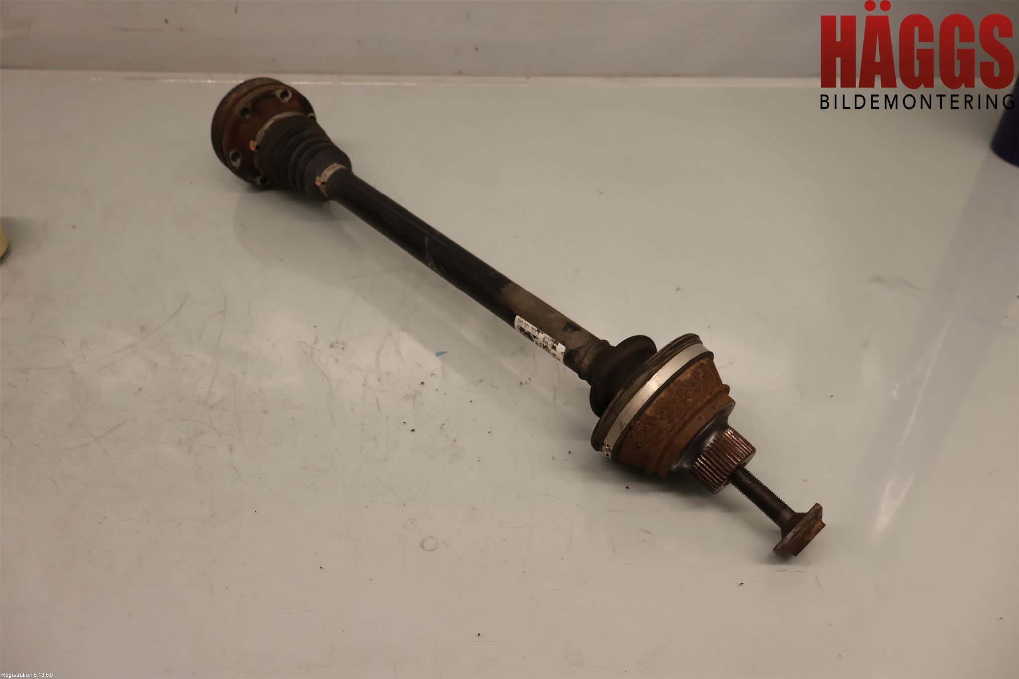Audi A4/S4 08-11 Drivaxel Bak Vänster