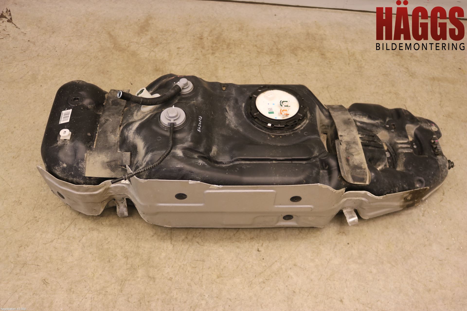 Toyota HILUX 16- Bränsletank Diesel