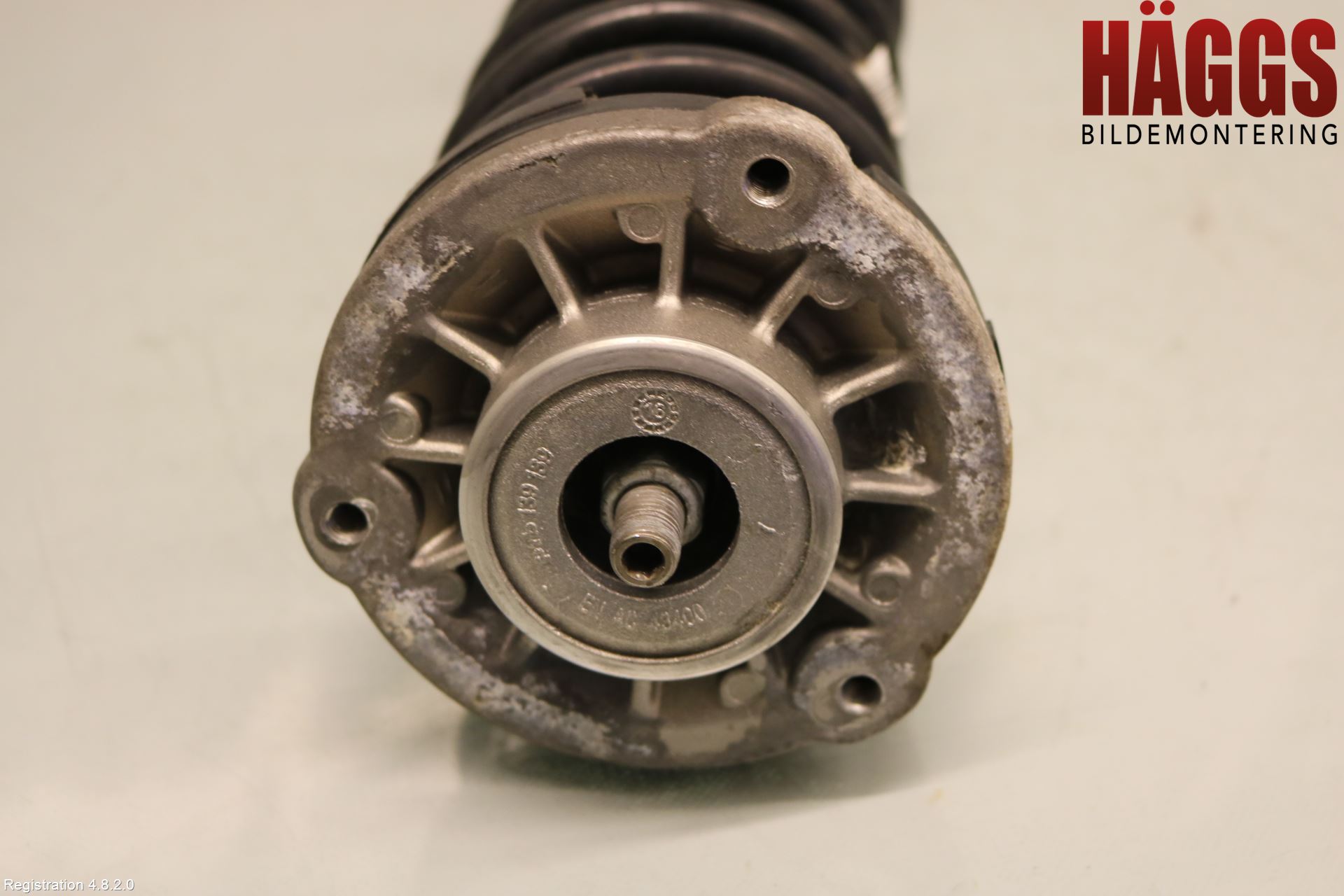 BMW 5 F10/F11/F18 09-17 Fjäderben Fram Vänster