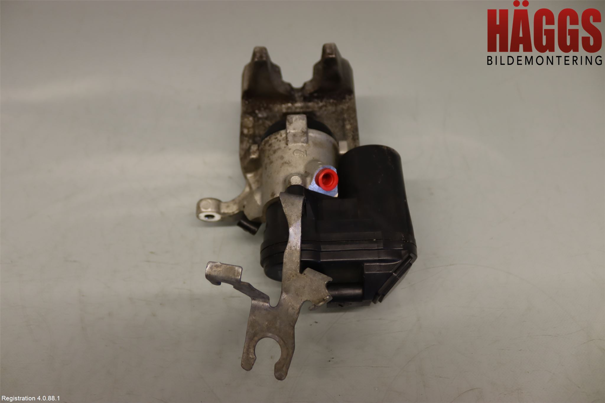 BMW 3 G20/G21/G80/G81 19- Bromsok Bak Höger