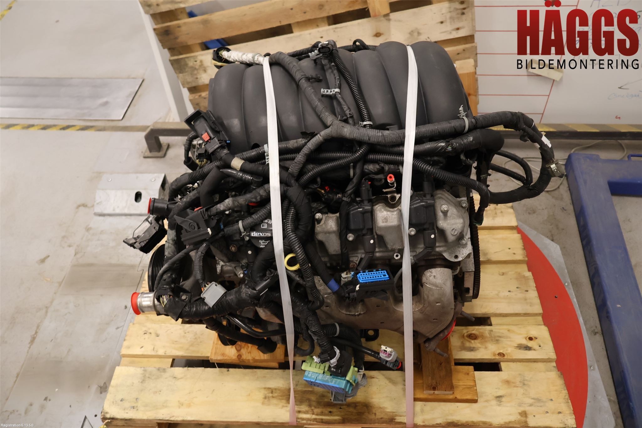Cadillac ESCALADE Motor Bensin