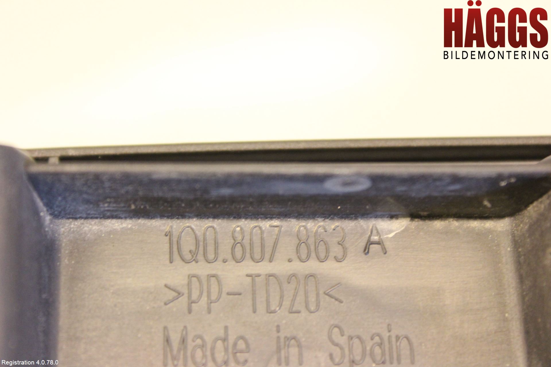 Volkswagen VW EOS  06-10 Stötfångarbärjärn Bak