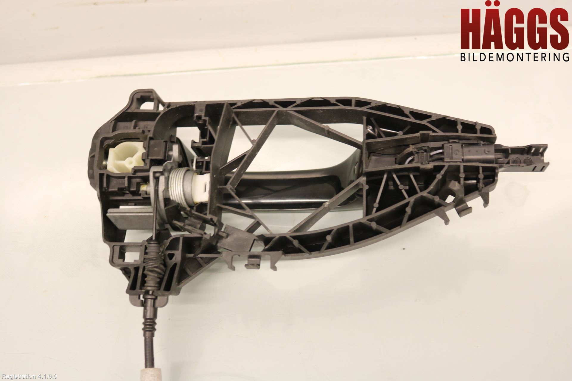 Audi A6 F2/C8 19- Dörrhandtag Yttre Vä