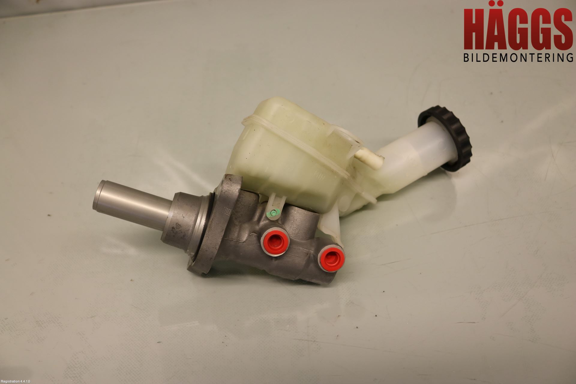 Mitsubishi OUTLANDER 13-21 Broms Huvudcylinder