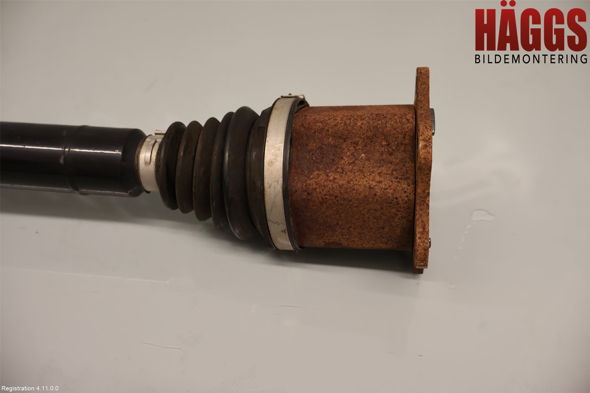 Volkswagen VW PASSAT 20-24 Drivaxel Fram Höger