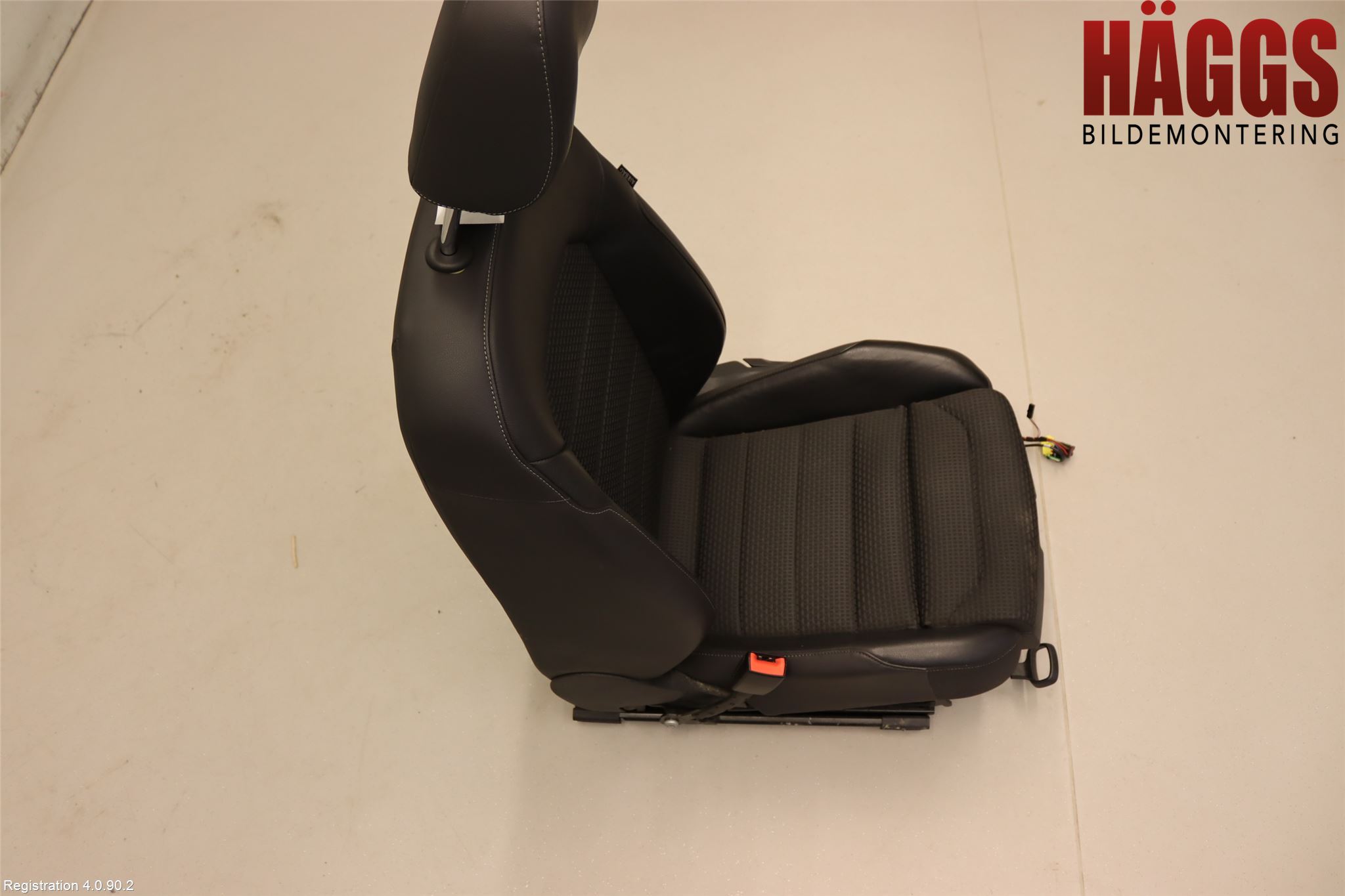 Volkswagen VW GOLF / E-GOLF VII 13-20 Inredning Stol Fram Vä