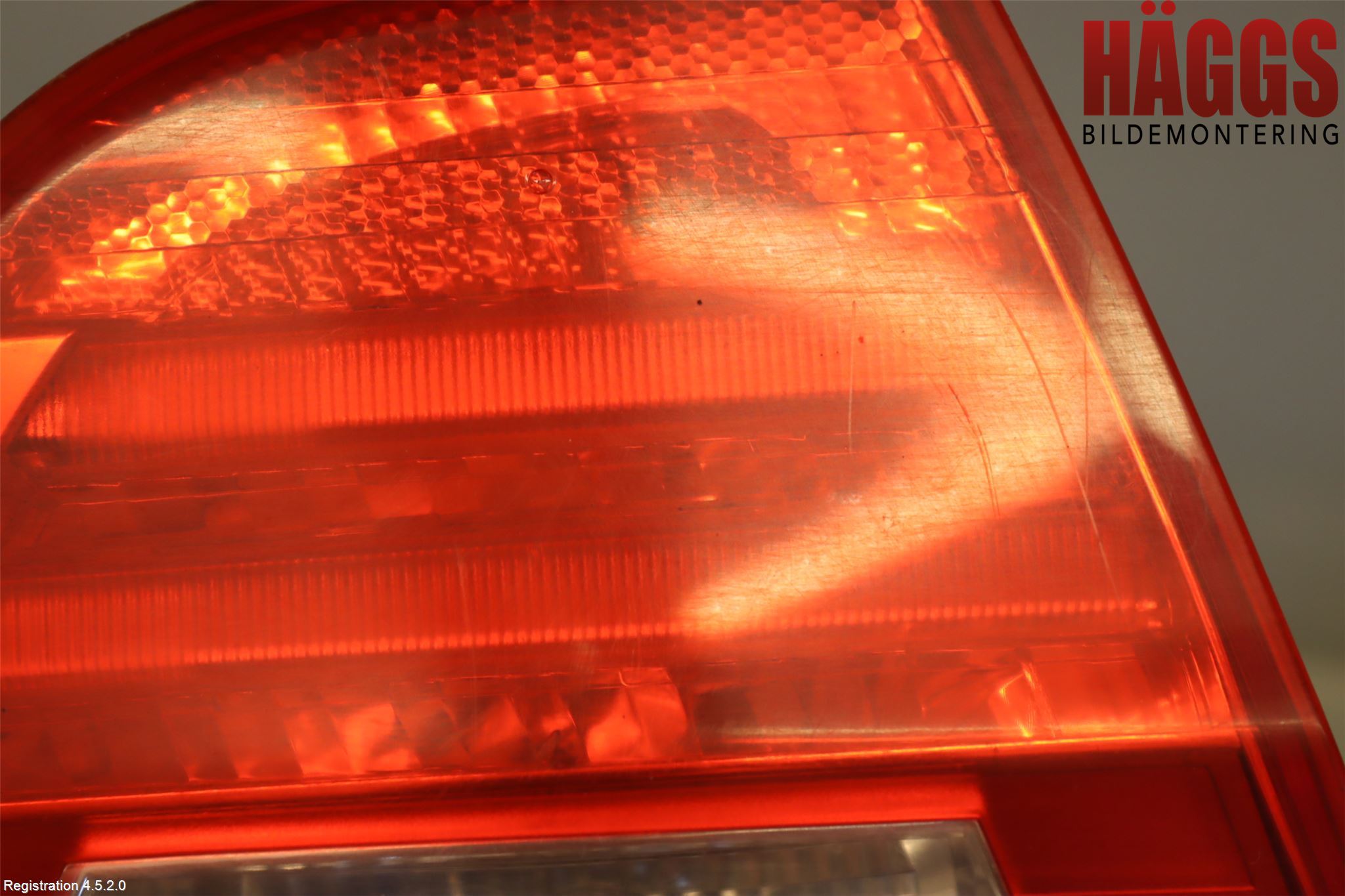 BMW 3 E90/91 SED/TOU 05-12 Bakljus Lucka Vä