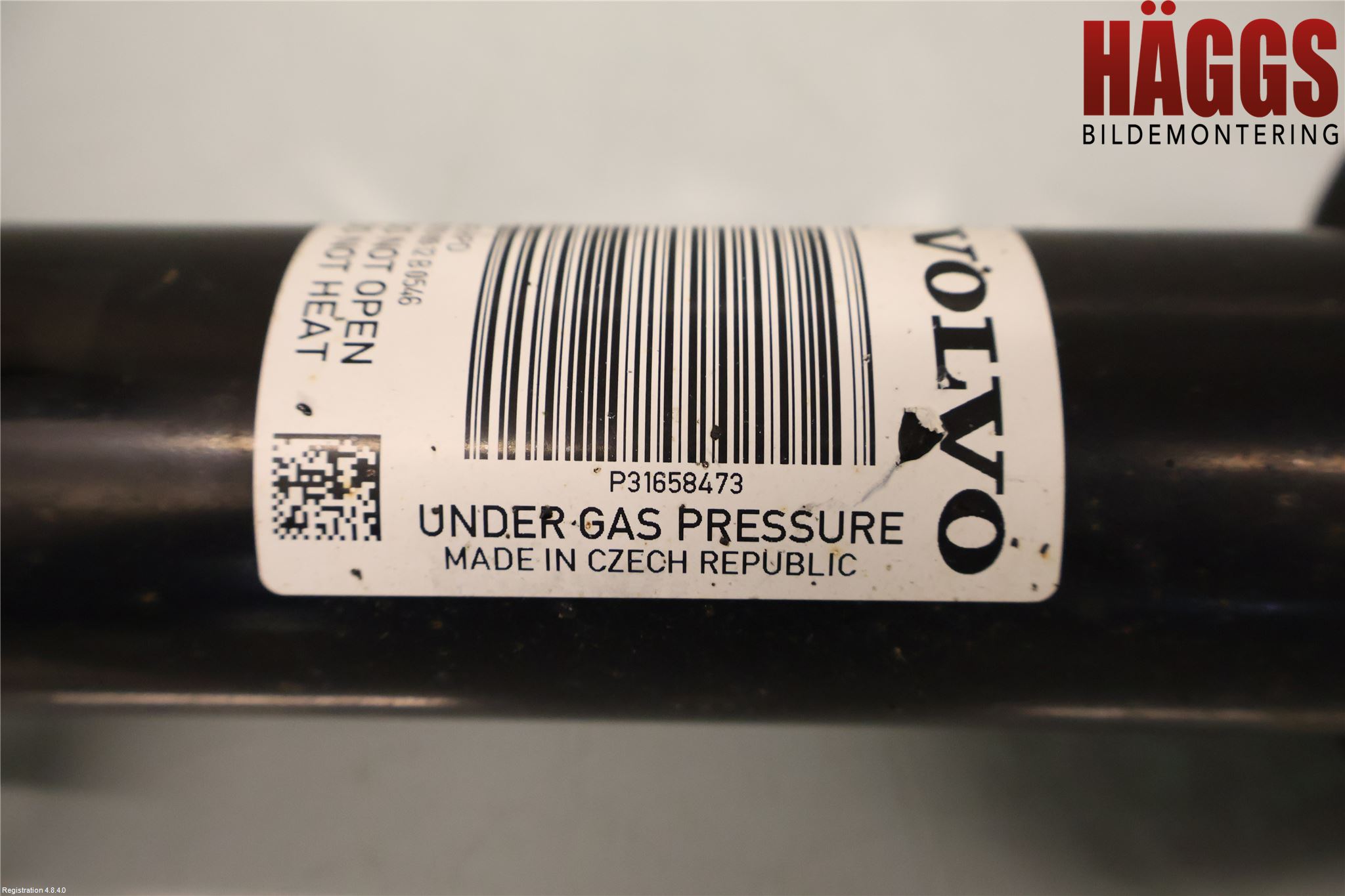 Volvo V60 19- Fjäderben Fram Höger