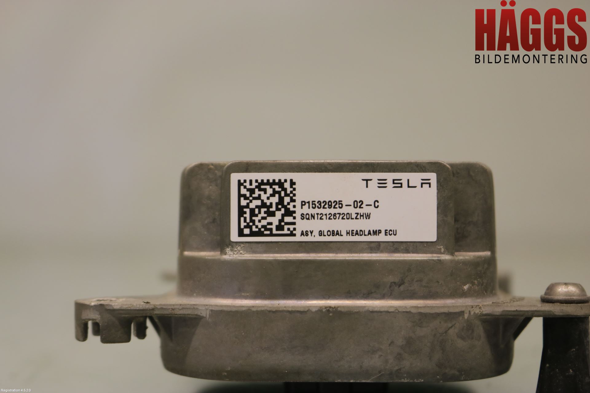 Tesla MODEL Y 21- Styrenhet Strålkastare