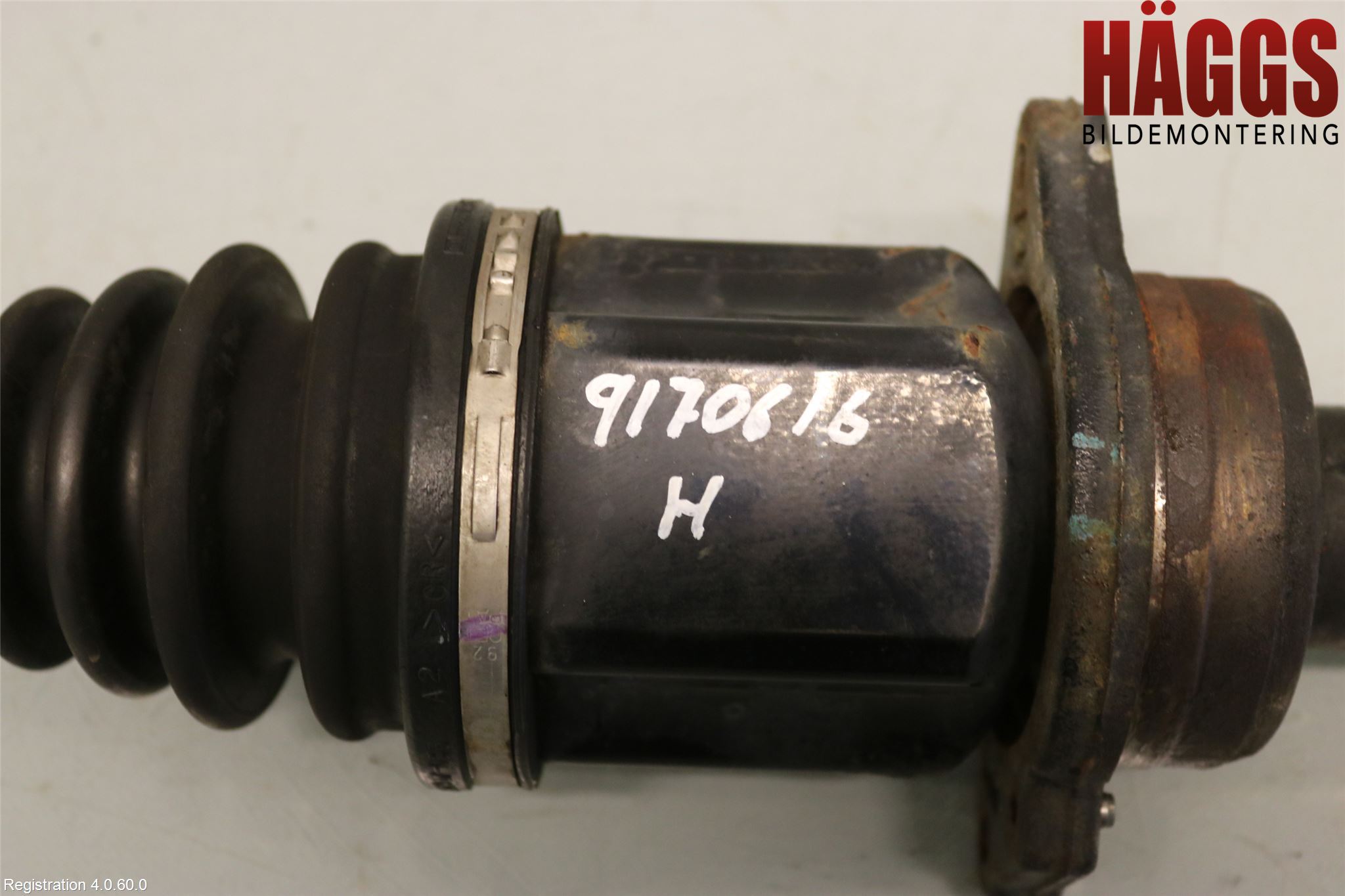 Toyota AVENSIS 03-06 Drivaxel Fram Höger