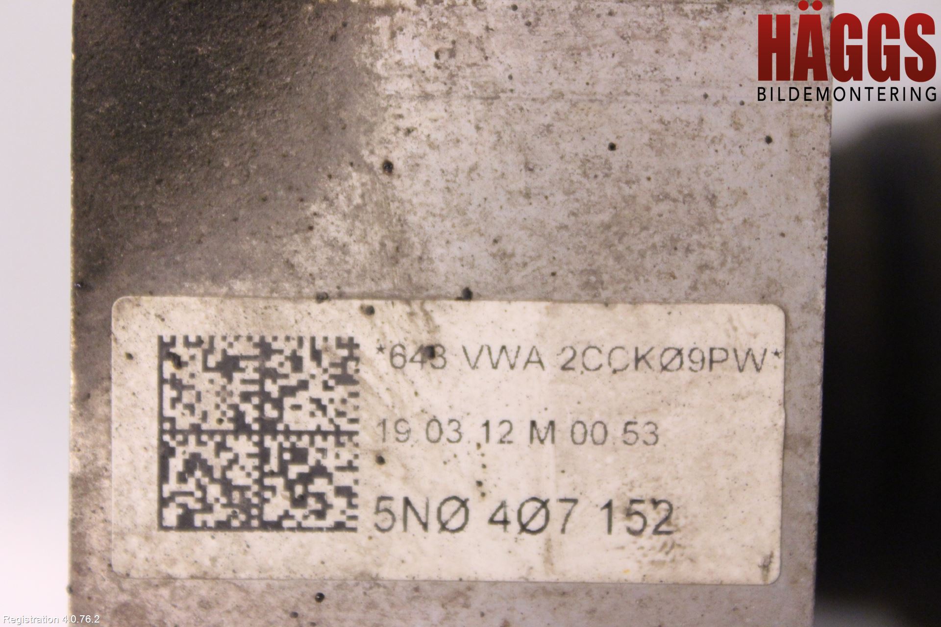 Volkswagen VW PASSAT 11-14 Bärarm Fram Undre Hö