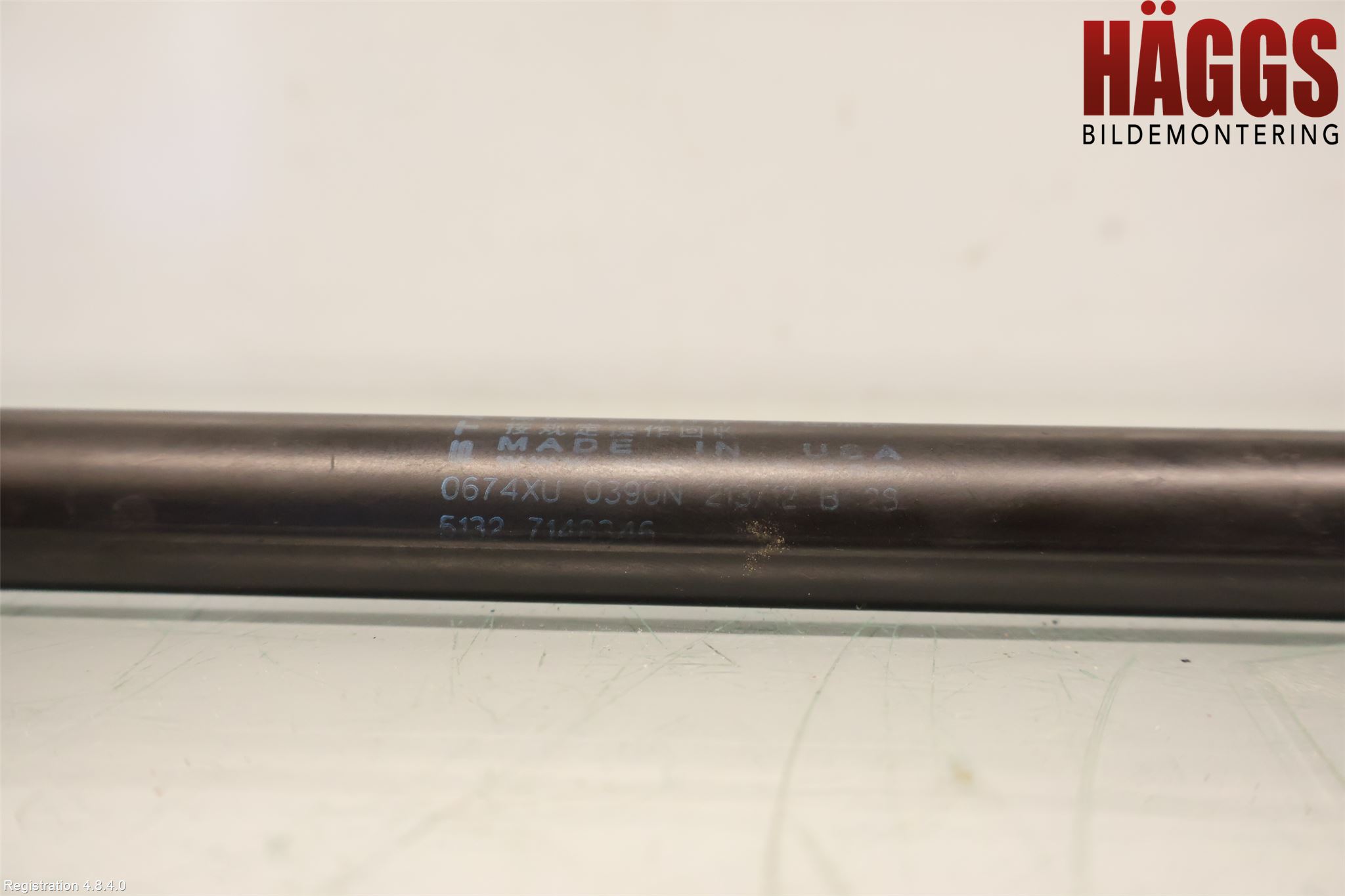 BMW X5 E70 07-13 Gasfjäder Motorhuv