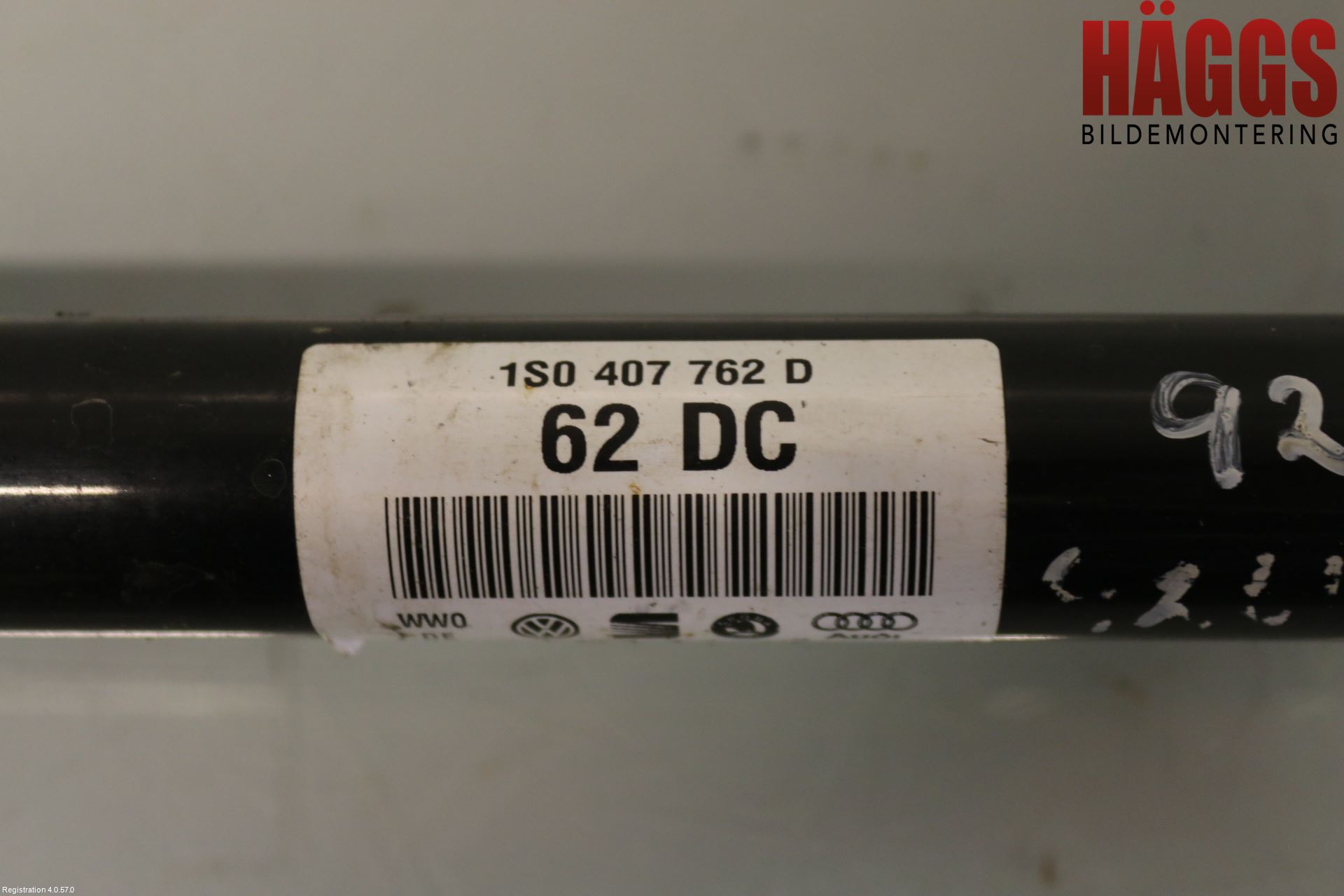 Volkswagen VW UP! / E-UP! Drivaxel Fram Höger