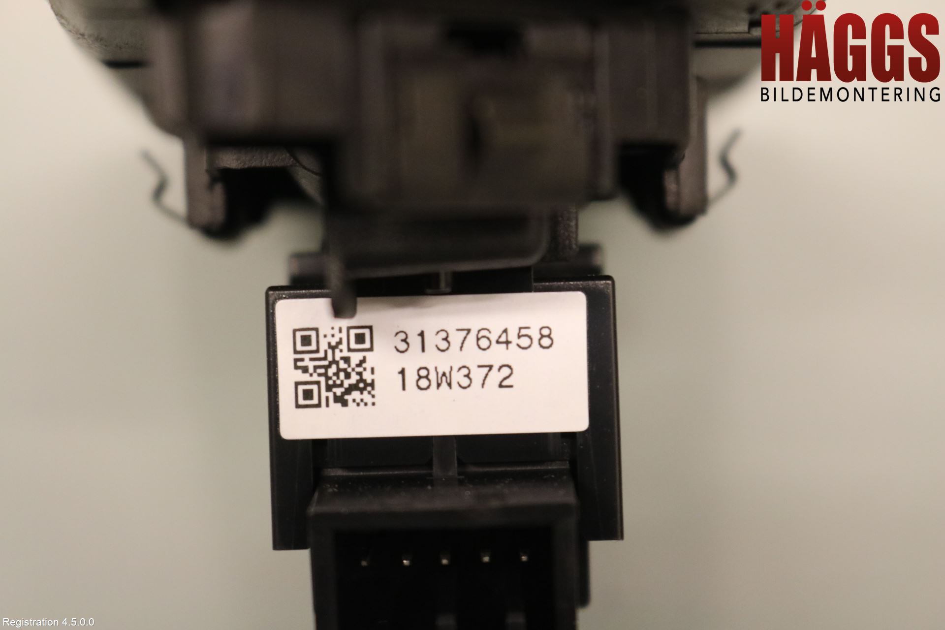 Volvo V90 17->> Strömställare Elhiss