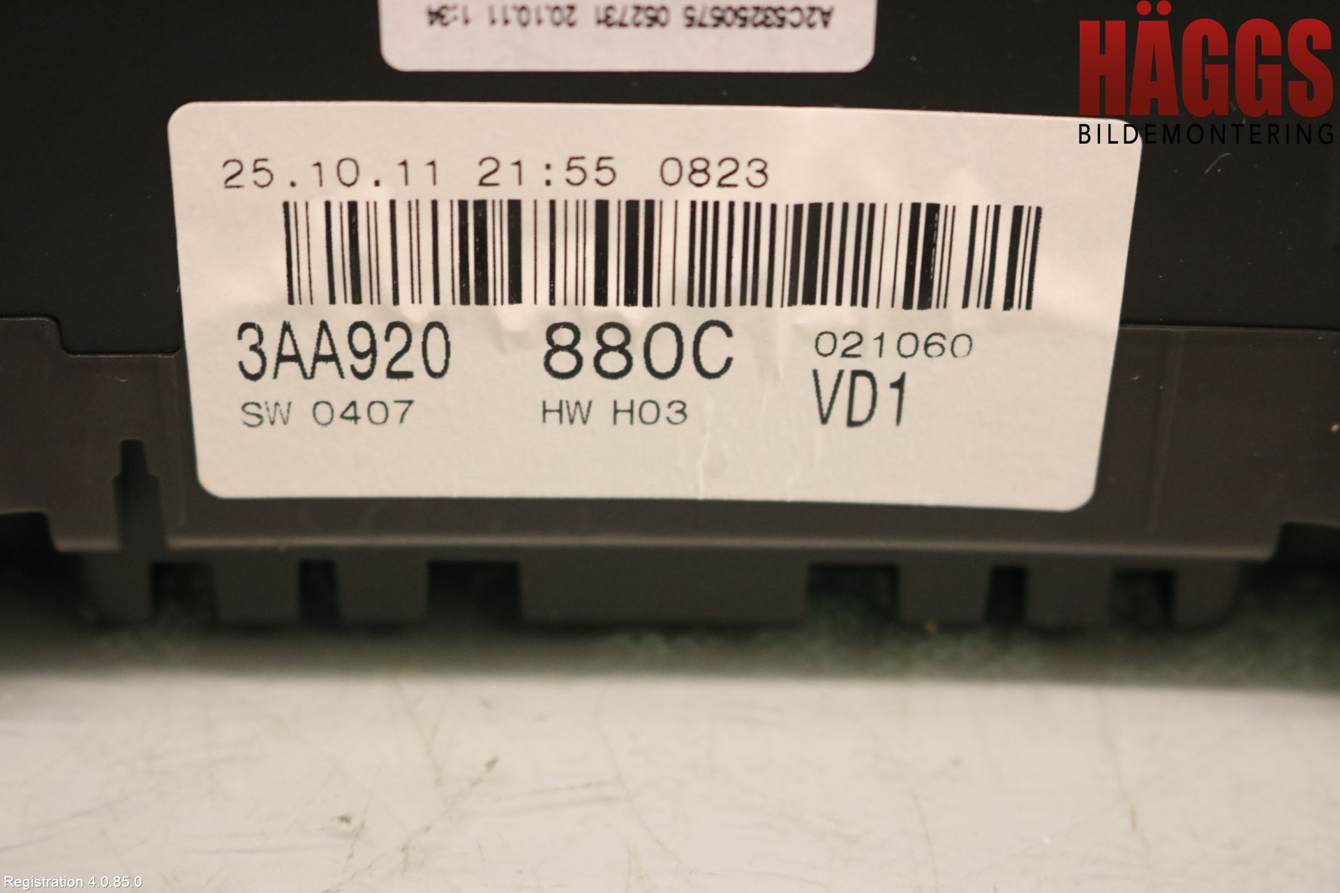 Volkswagen VW PASSAT 11-14 Instrument Komb