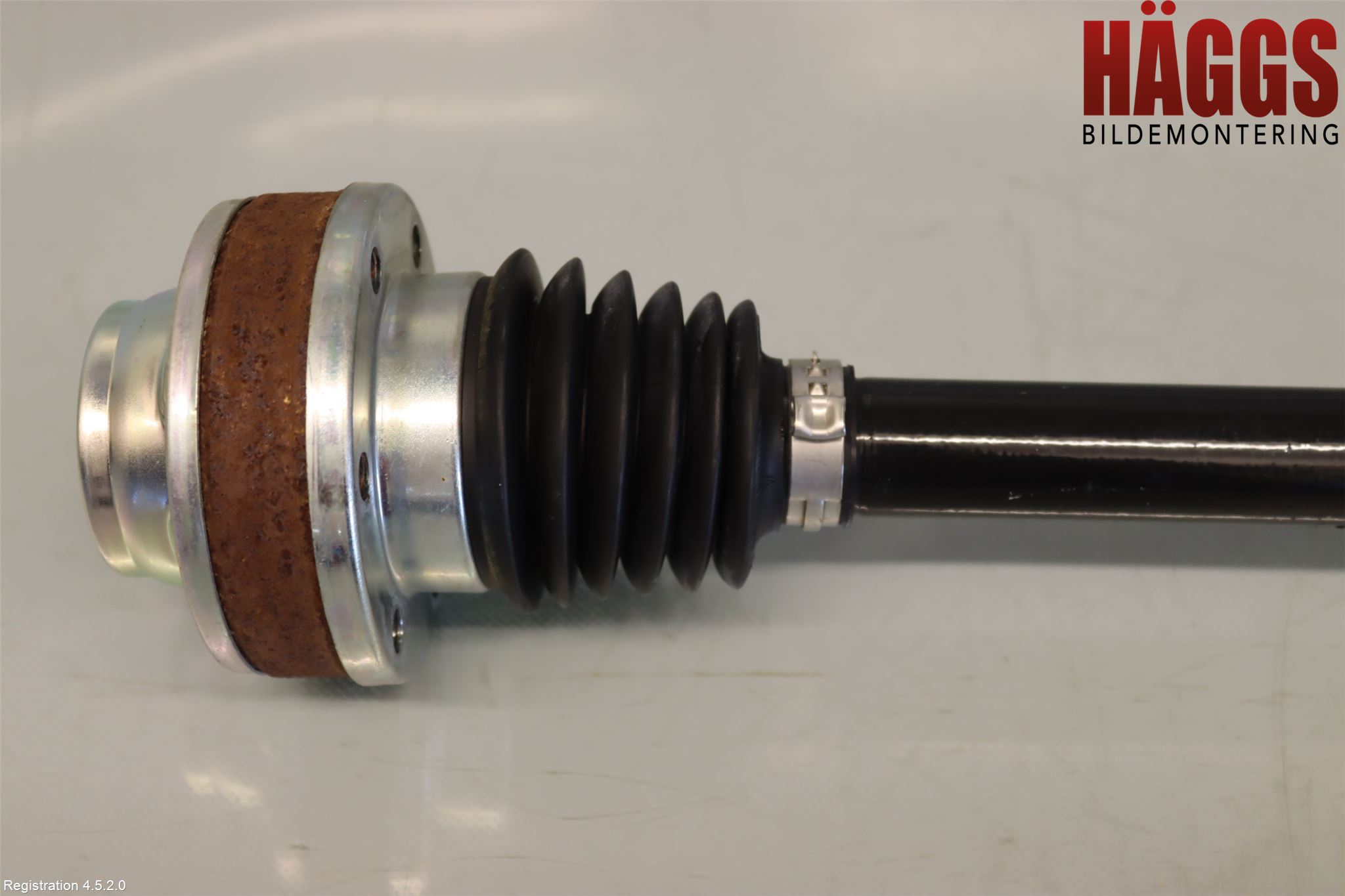 Volkswagen VW T-ROC 18- Drivaxel Bak Höger