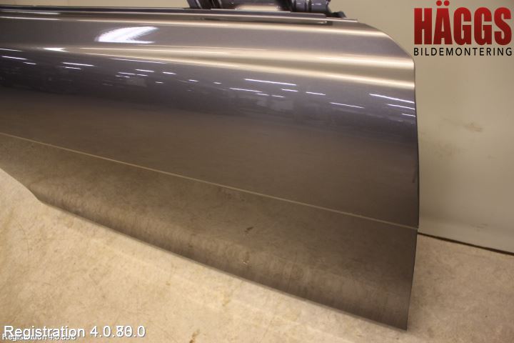 Jaguar XE (X760) 15-24 Dörr Fram Höger