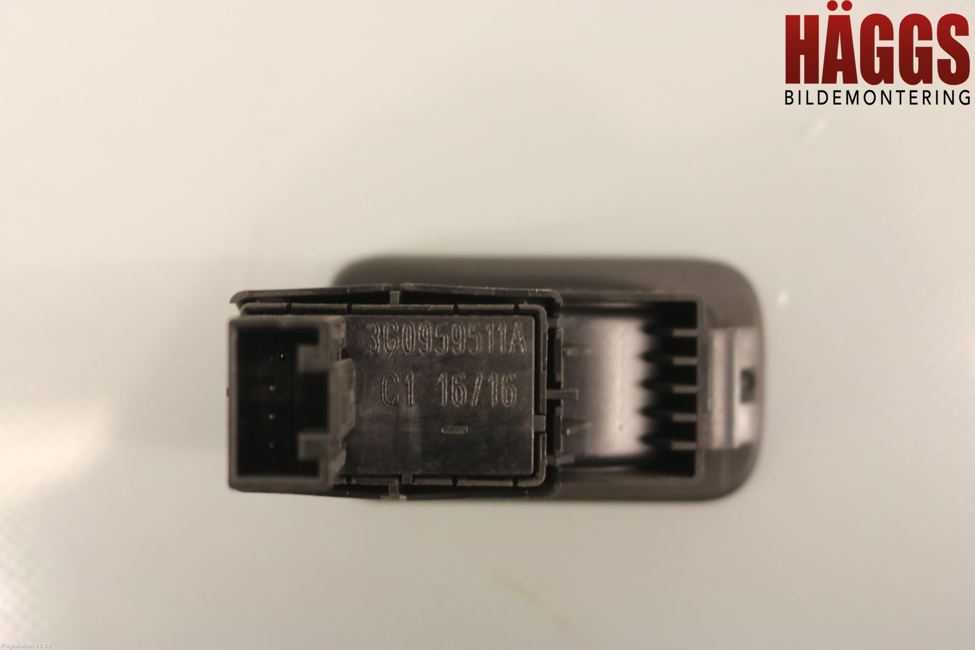 Volkswagen VW PASSAT 15-19 Strömställare Dragkrok