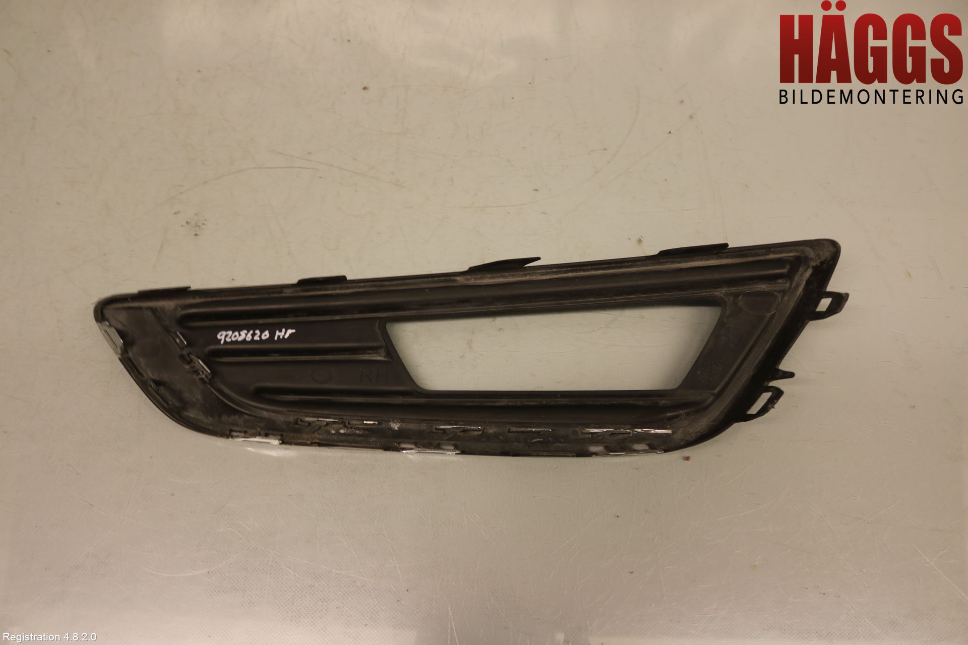 Ford FOCUS 15-18 Dimljussarg Fram