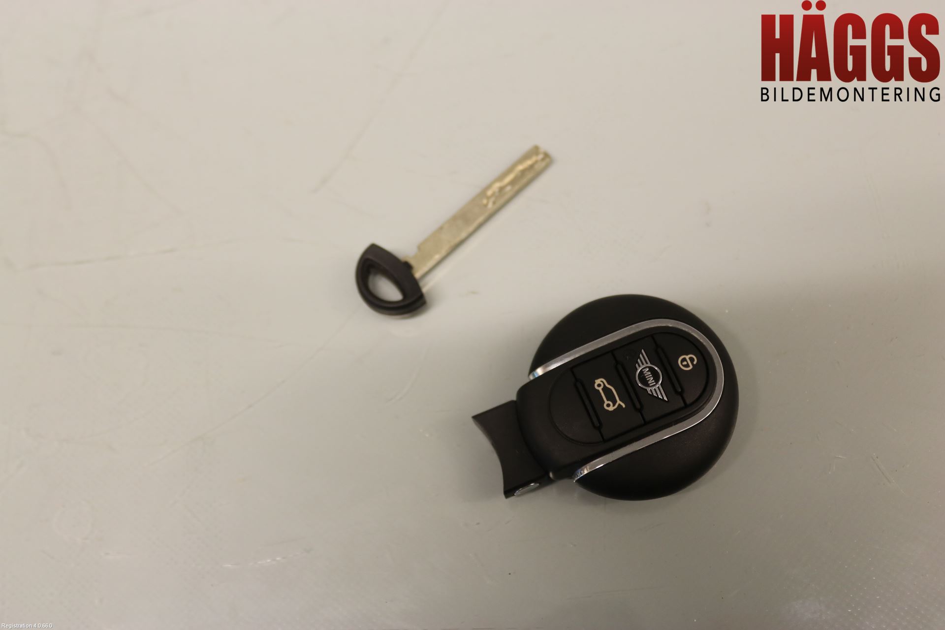 Mini COOPER CLUBMAN F54 16- Nyckel-Nycklar