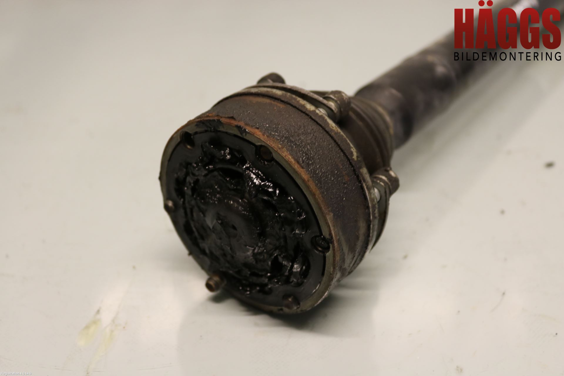 Volkswagen VW TOURAN 03-10 Drivaxel Fram Höger
