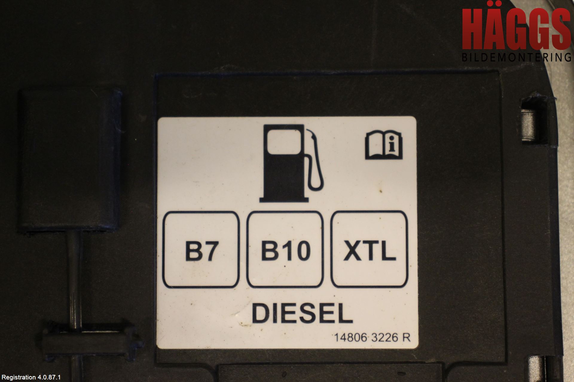 Renault MASTER III 20-24 Tanklucka