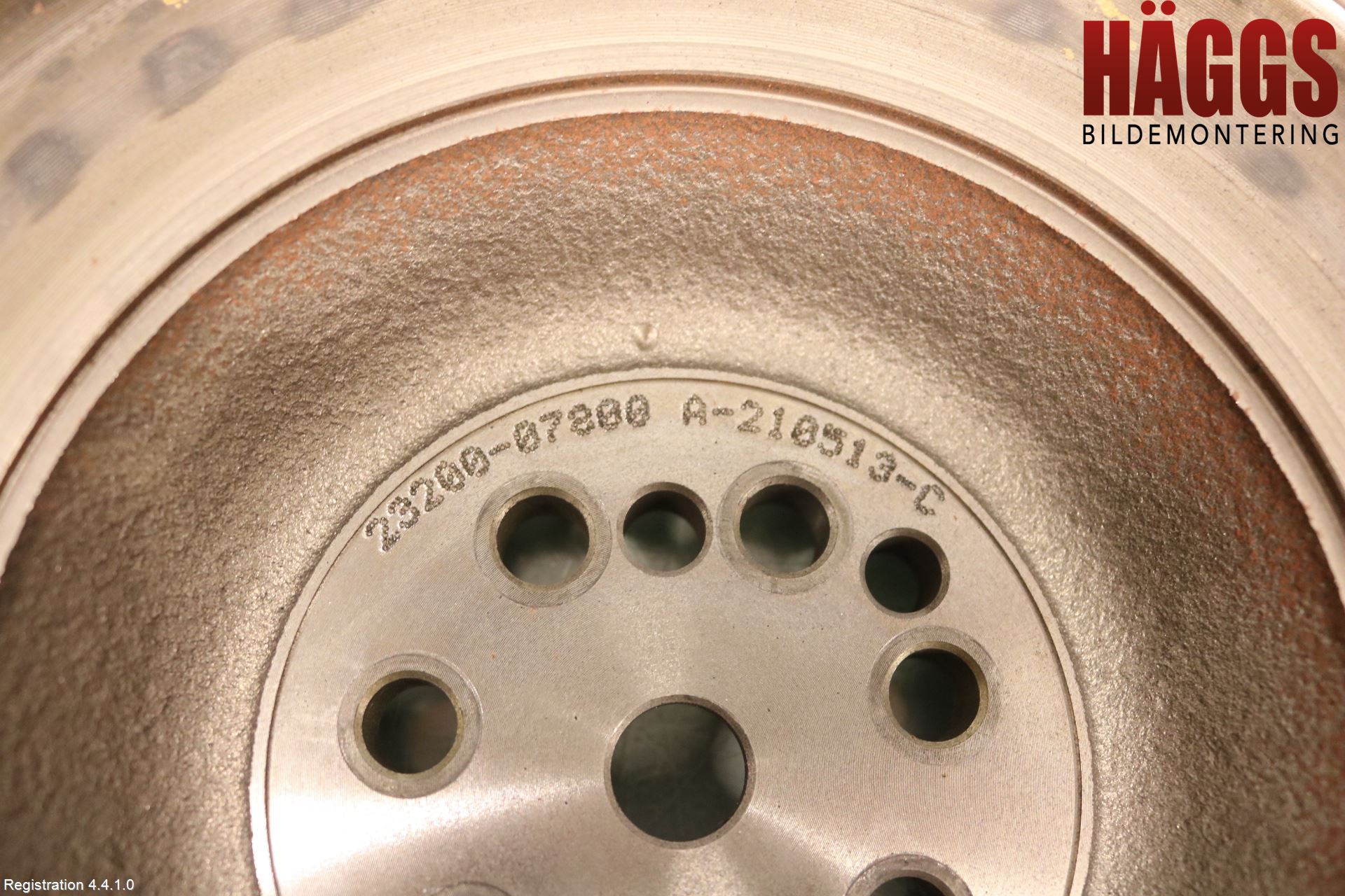 Kia STONIC 18->> Svänghjul Man