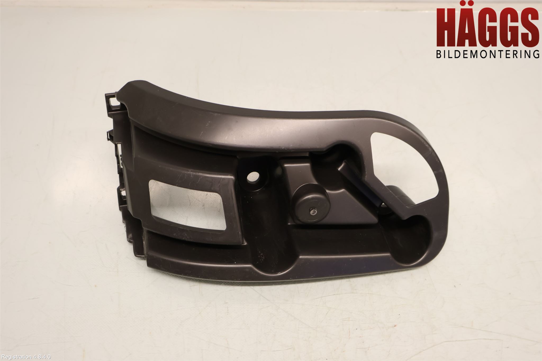 Peugeot 2008/E-2008 20- Stötfångarfäste Bak Hö