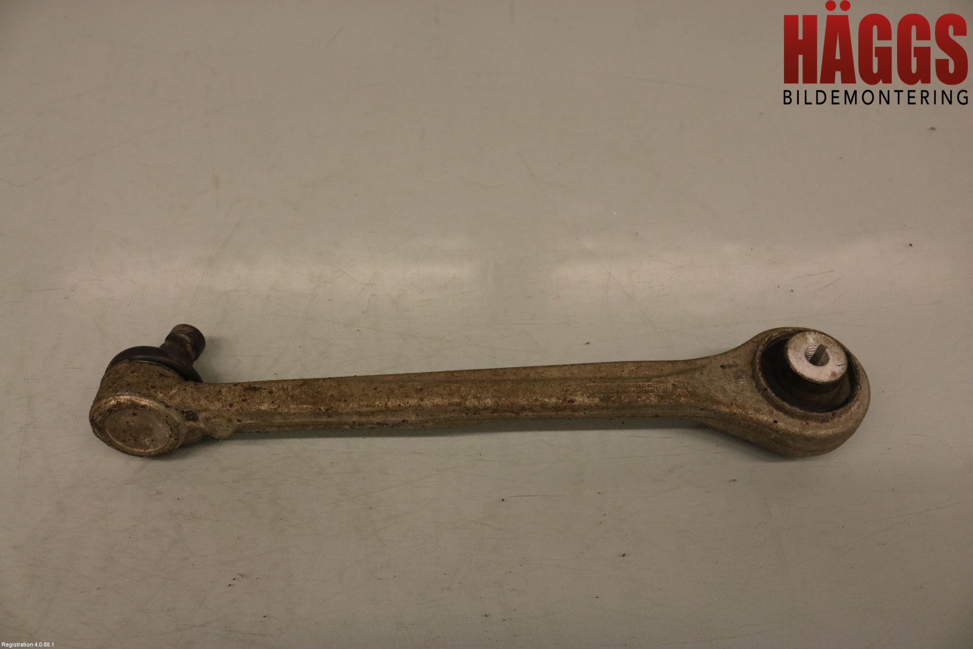 Volkswagen VW TOUAREG CR 18- Bärarm Fram Övre Vä