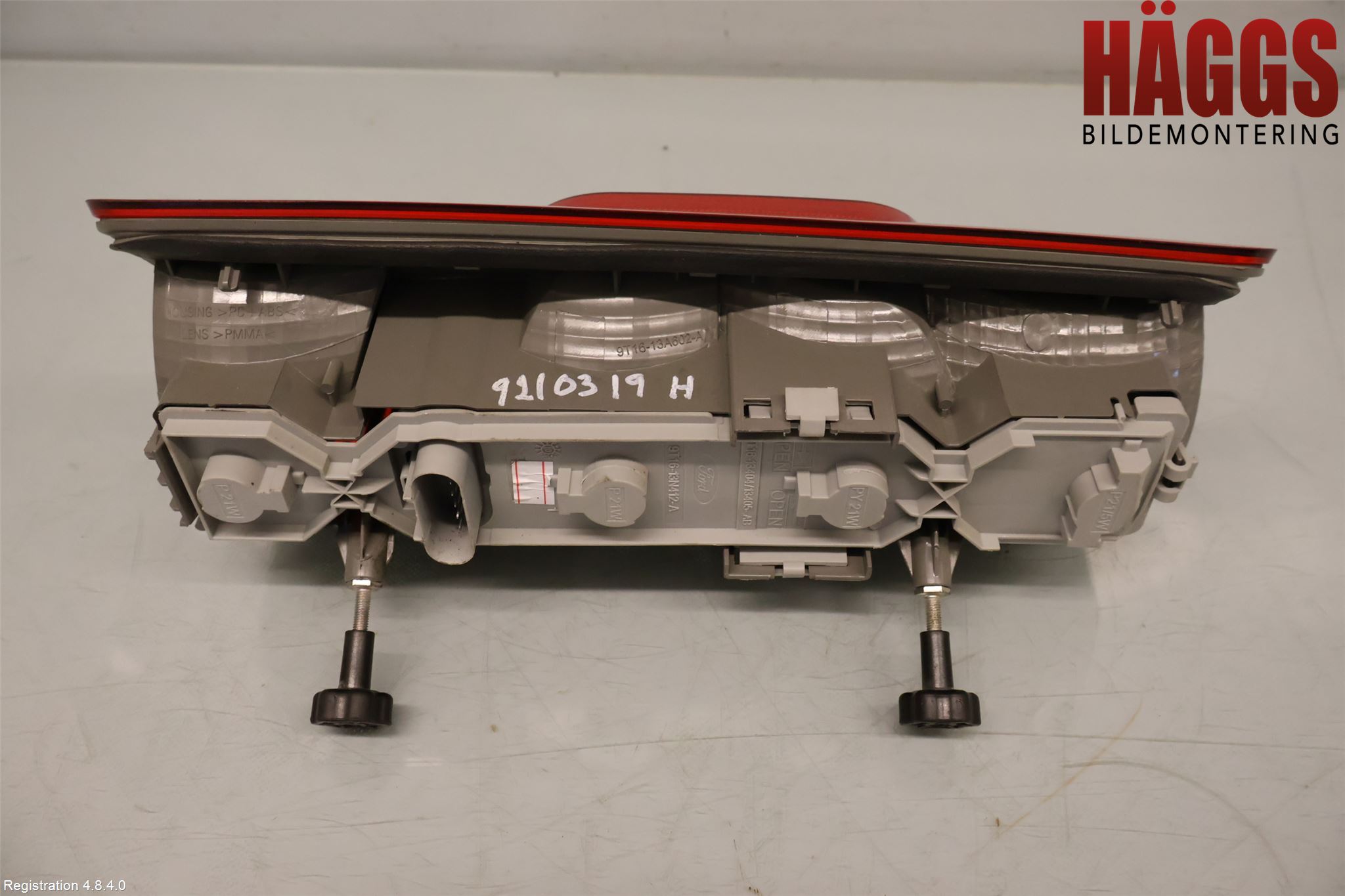 Ford TRANSIT CONNECT 03-08 Bakljus Höger