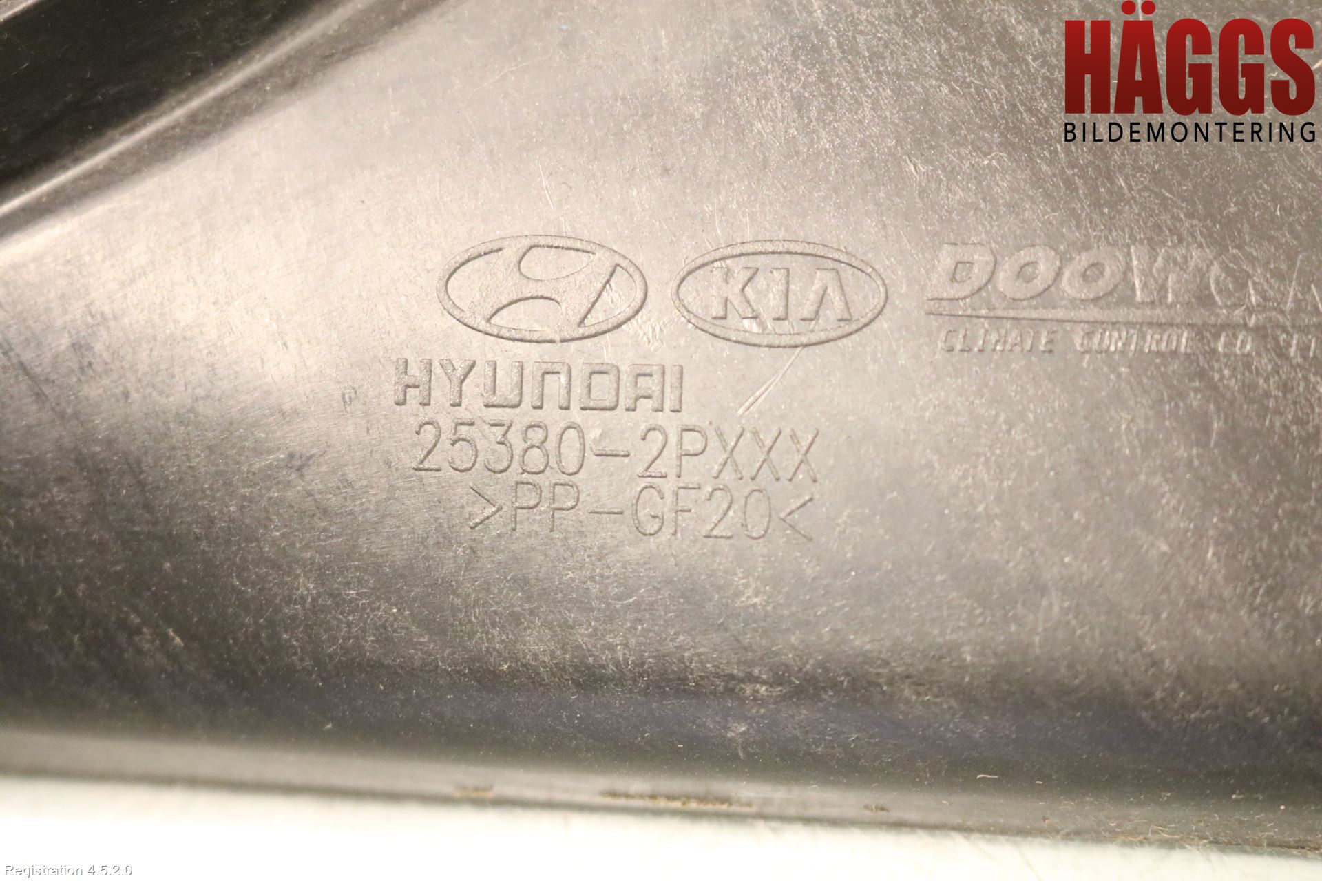 Kia SORENTO 10-14 Kylfläkt El