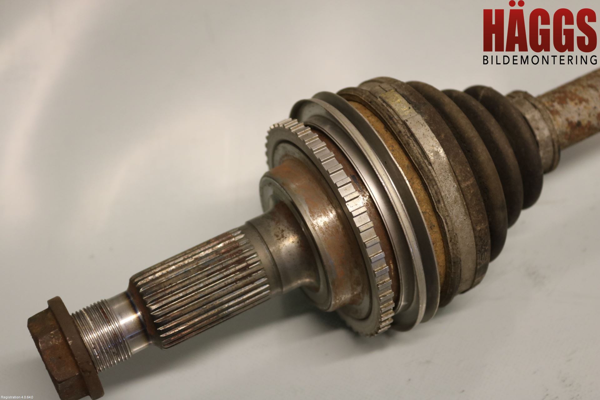 Toyota HI-ACE 06-12 Drivaxel Bak Vä-Hö