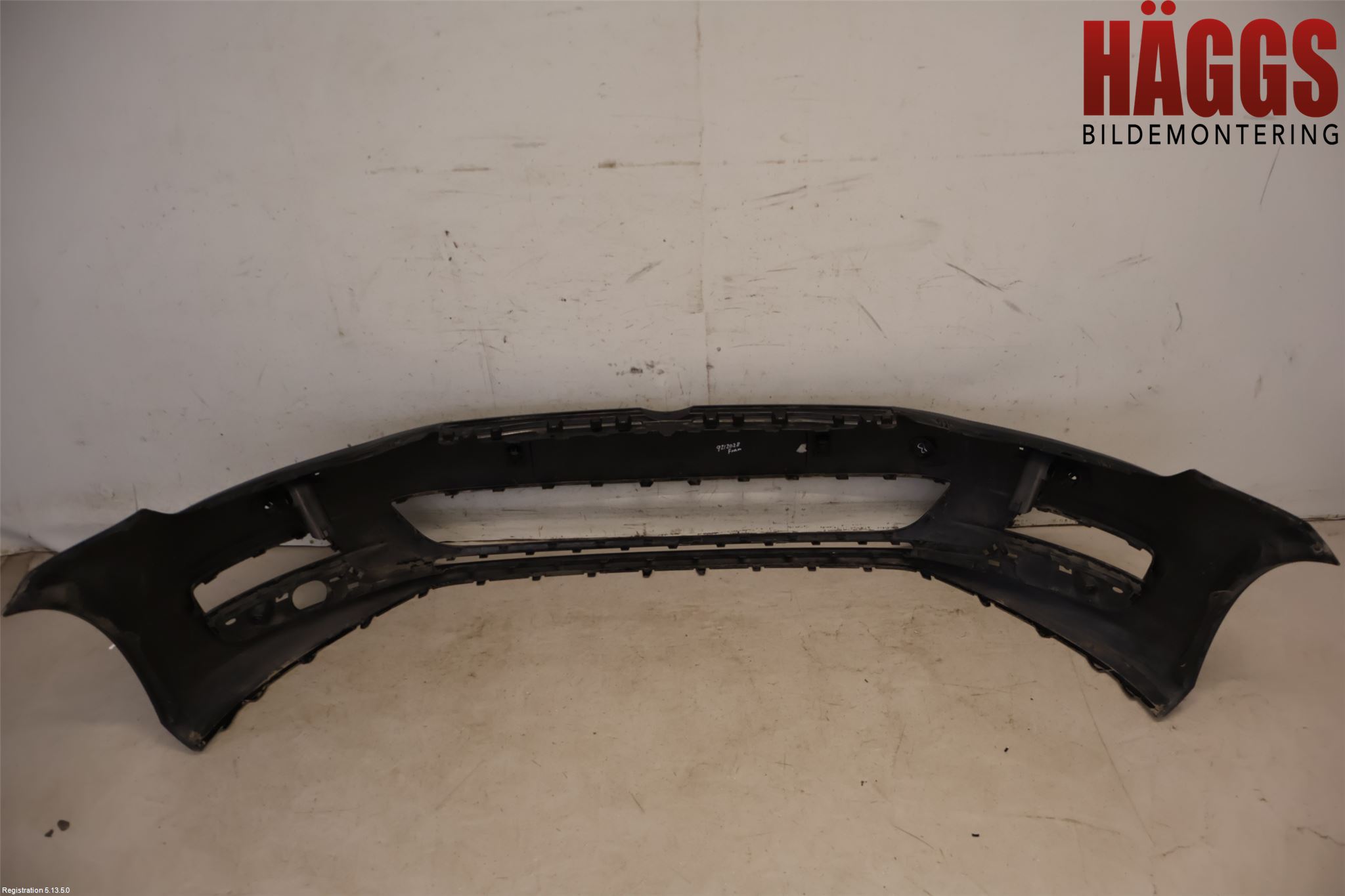 Volkswagen VW GOLF / E-GOLF VII 13-20 Stötfångarbeklädnad Fram